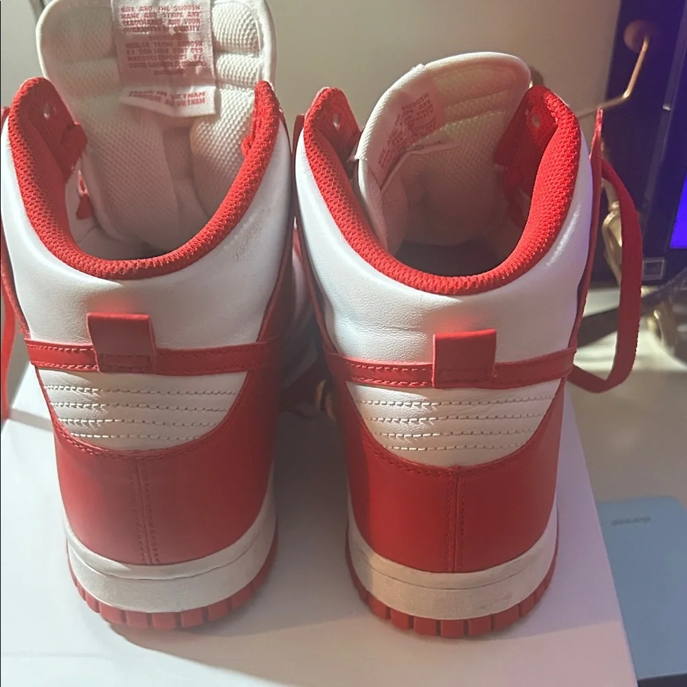 Nike Women's Bold Red and White Sneakers - Picture 3 of 6